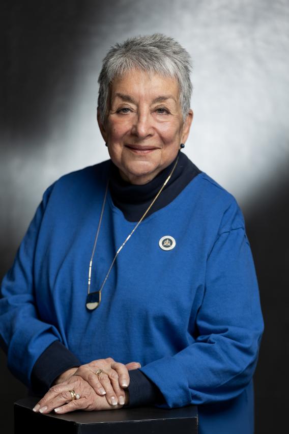 Janet Muchnik