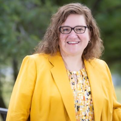 Julie Anderson-Roy