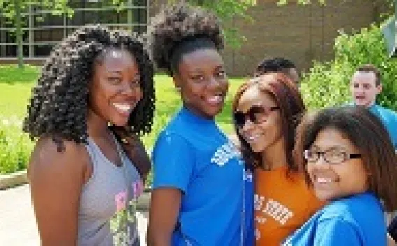 Students at freshmen orientation