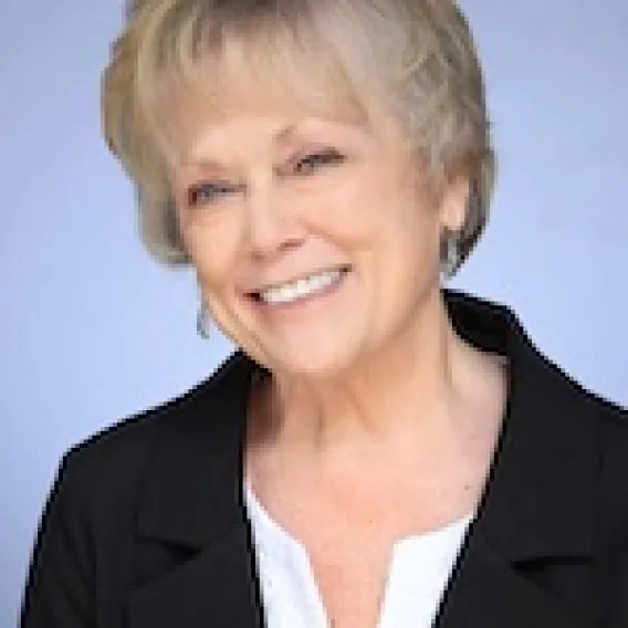 Glenna Howell
